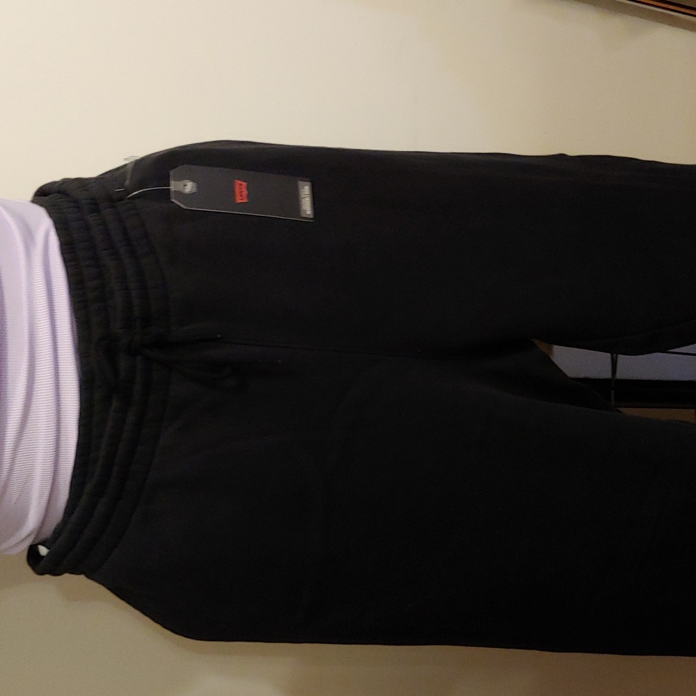 Levis unisex joggers with and without tags new in my closet